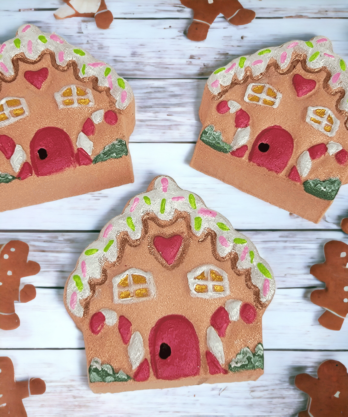 Gingerbread Hideaway Bath Bomb