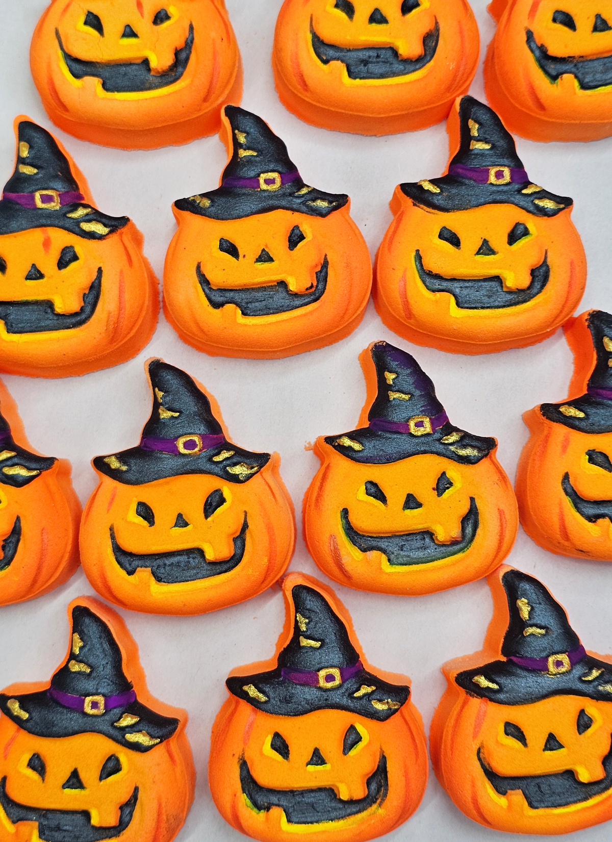 Hocus Pocus Pumpkin Bath Bomb